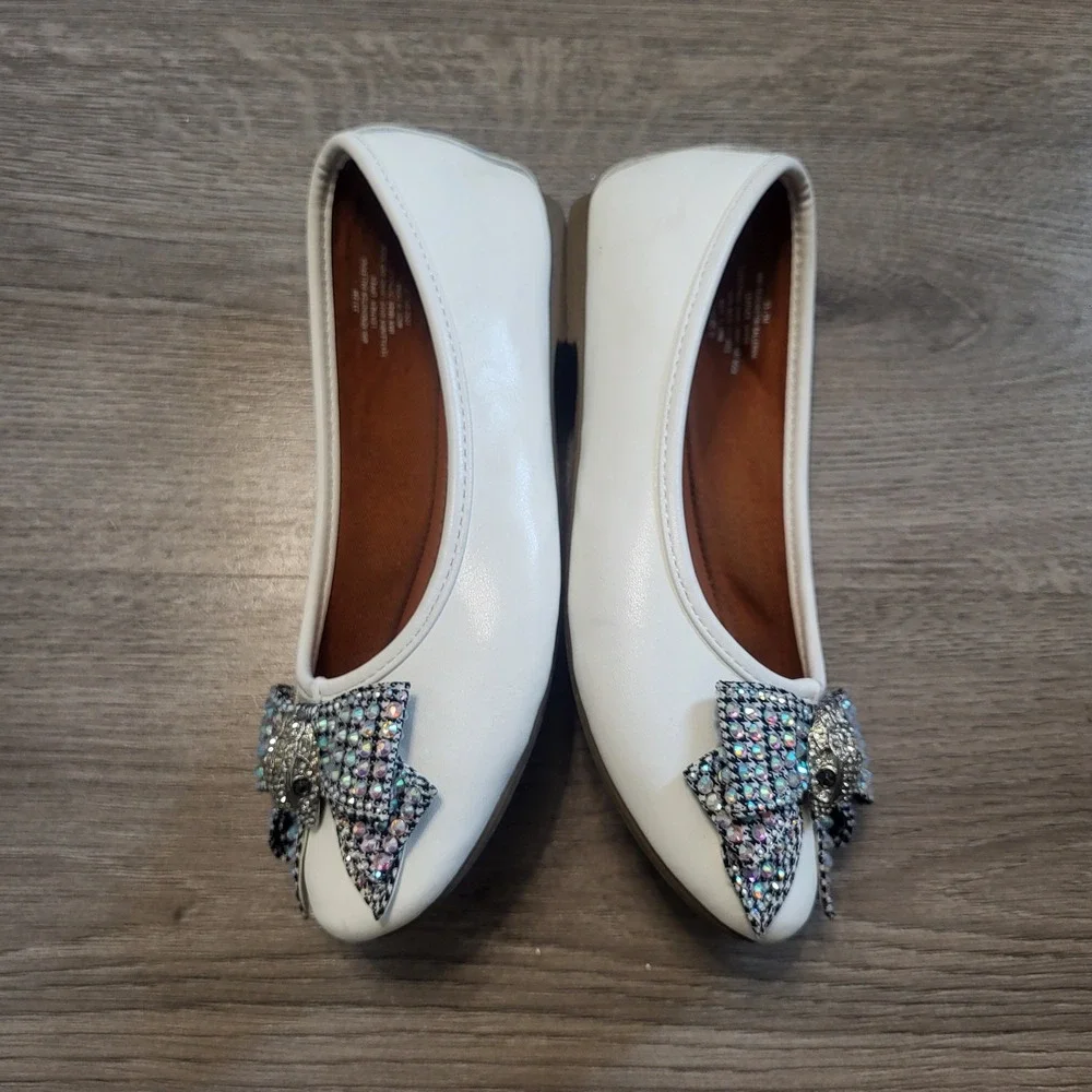 Kurt Geiger Mini Kensington Ballerina White Leather Crystal Bow Flats Kids 2
